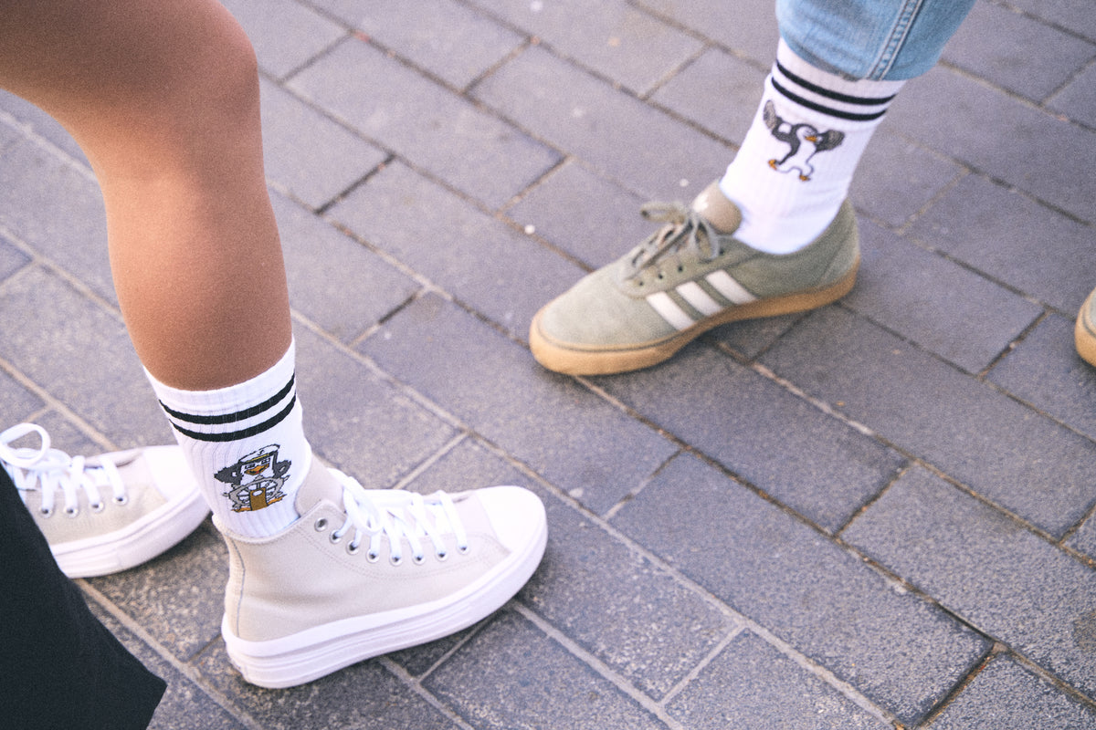 calcetines de diseño unisex El Capitán con sneakers The Penguin Crew